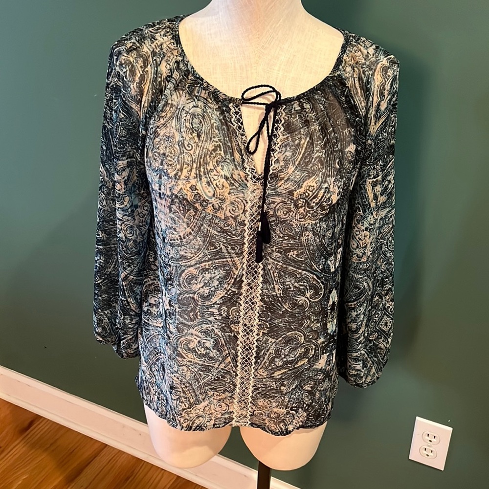 ❄️Lucky brand sheer material top ‎  XS
